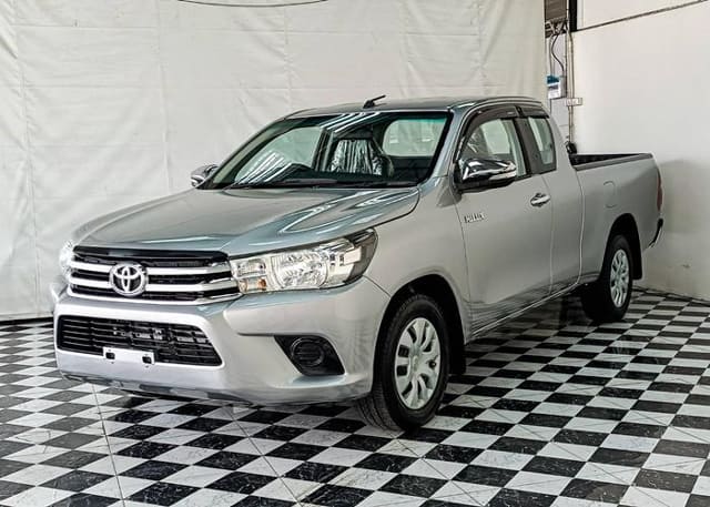 2018 TOYOTA Hilux