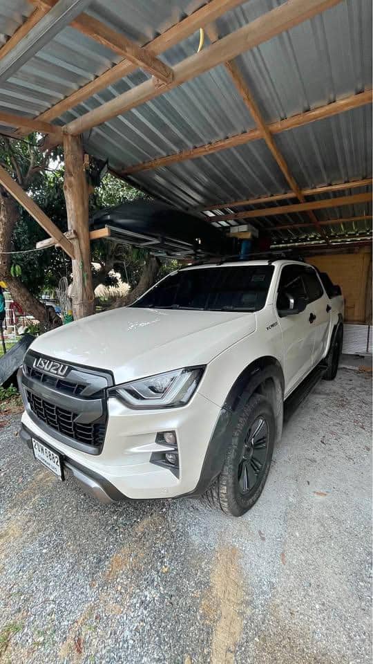 2022 ISUZU D-Max
