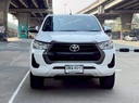 2021 TOYOTA Hilux