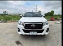 2020 TOYOTA Hilux