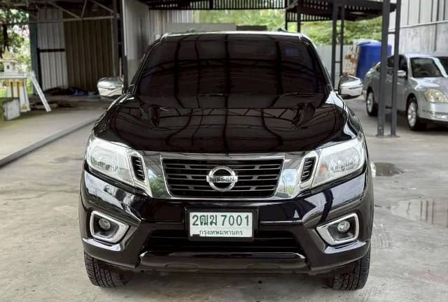 2017 NISSAN Navara