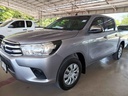 2017 TOYOTA Hilux