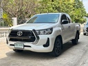 2022 TOYOTA Hilux