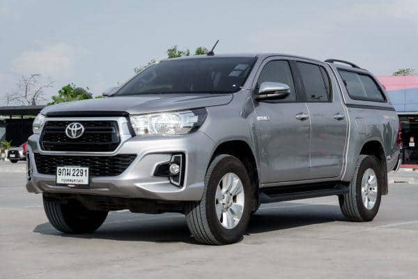 2020 TOYOTA Hilux