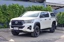 2019 TOYOTA Hilux, 