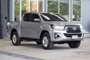 2019 TOYOTA Hilux
