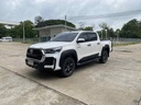 2020 TOYOTA Hilux