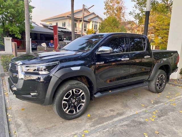 2021 TOYOTA Hilux