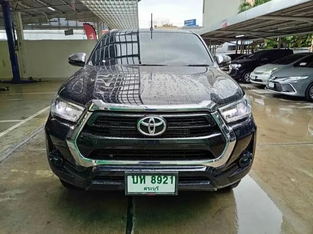 2022 TOYOTA Hilux