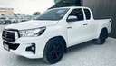 2019 TOYOTA Hilux