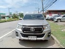 2020 TOYOTA Hilux