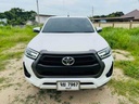 2021 TOYOTA Hilux, 