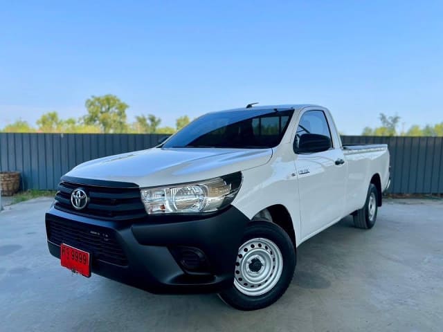 2017 TOYOTA Hilux