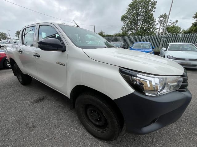 2018 TOYOTA Hilux
