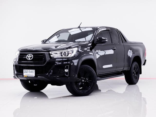 2019 TOYOTA Hilux