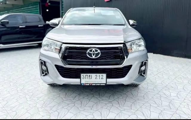 2018 TOYOTA Hilux