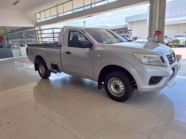 2020 NISSAN Navara