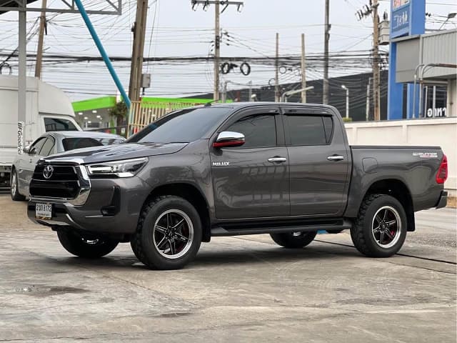 2022 TOYOTA Hilux