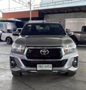 2017 TOYOTA Hilux