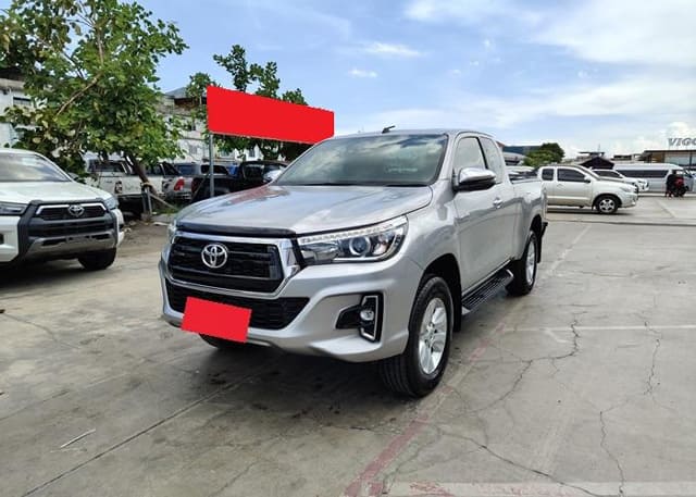 2020 TOYOTA Hilux