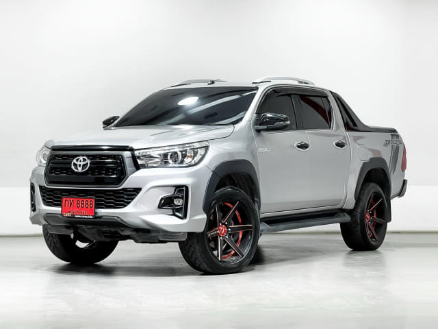 2019 TOYOTA Hilux, 