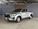 2021 TOYOTA Hilux
