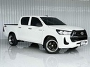2020 TOYOTA Hilux