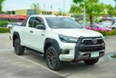 2021 TOYOTA Hilux