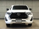 2022 TOYOTA Hilux