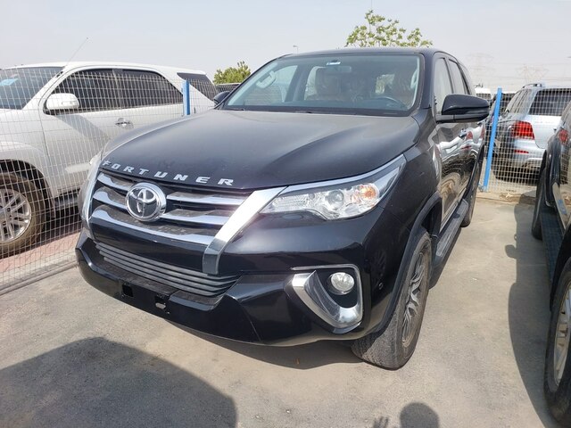 2018 TOYOTA Fortuner