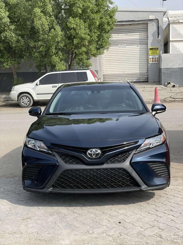 2020 TOYOTA Camry