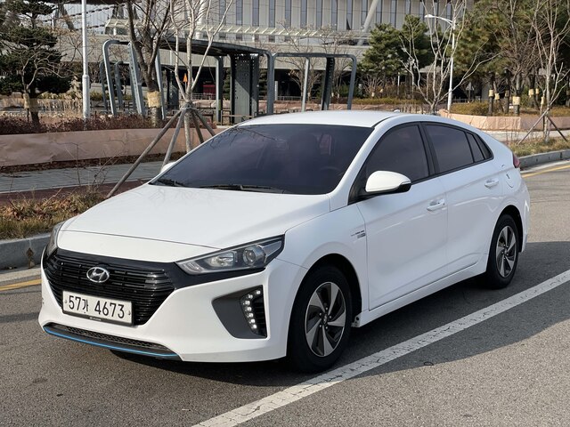 2017 HYUNDAI IONIQ