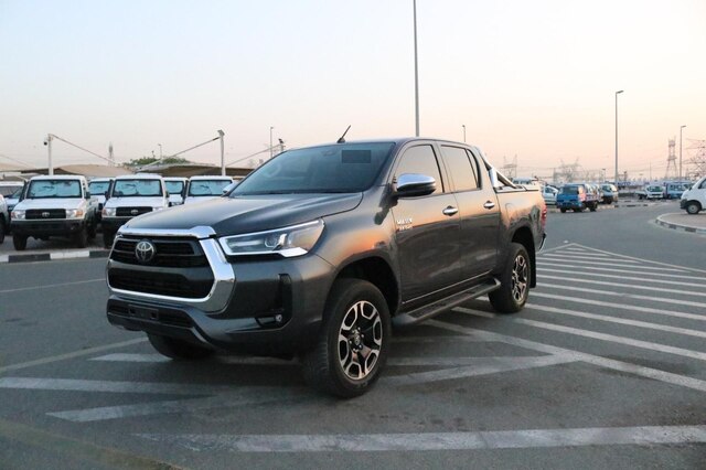 2021 TOYOTA Hilux