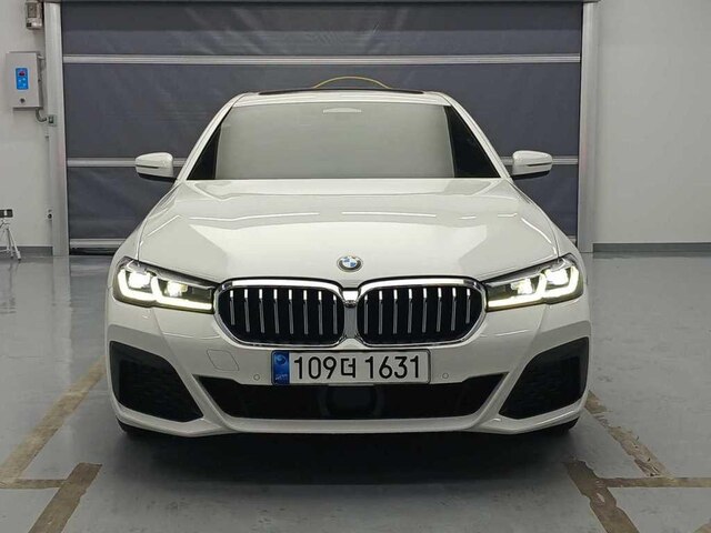 2021 BMW 5 Series