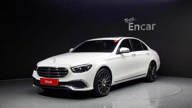 2021 MERCEDES-BENZ E-Class