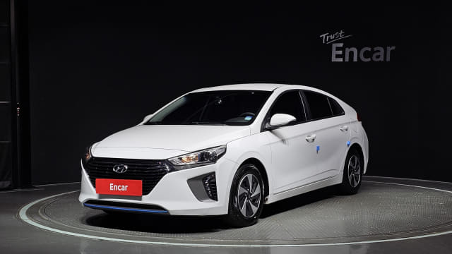 2017 HYUNDAI IONIQ