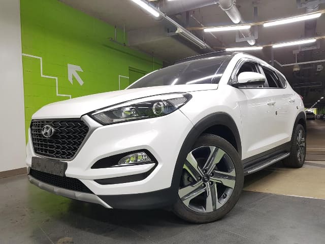 2017 HYUNDAI All new tucson