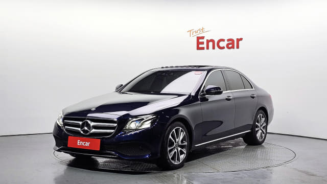 2019 MERCEDES-BENZ E-Class