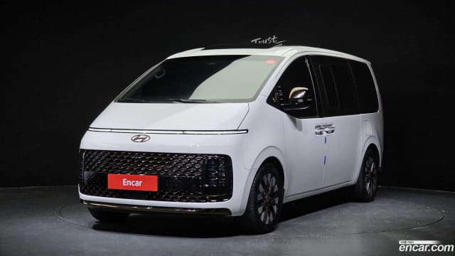 2022 HYUNDAI Staria