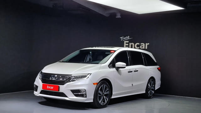 2020 HONDA Odyssey