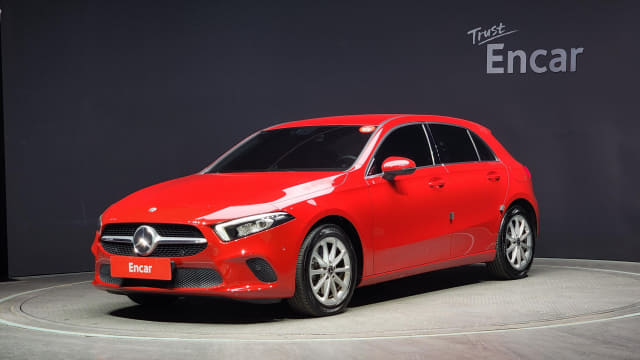 2019 MERCEDES-BENZ A-Class