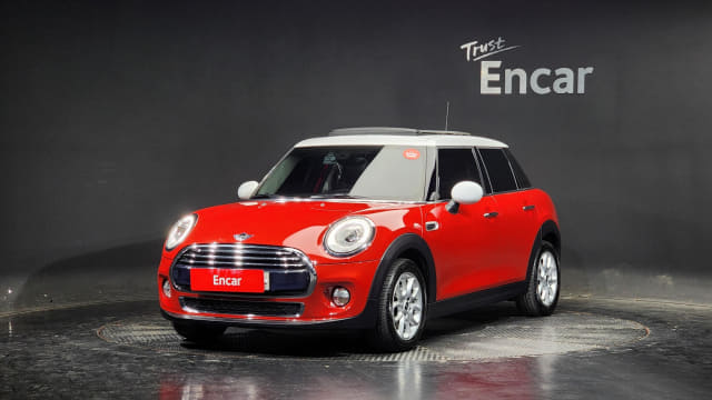 2017 Mini Cooper, 