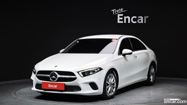 2020 MERCEDES-BENZ A-Class