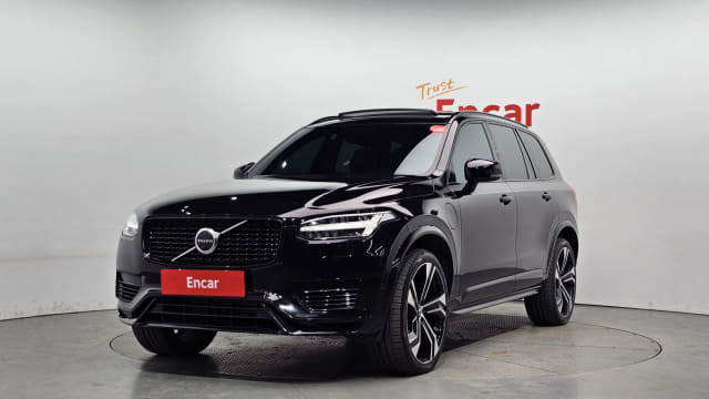 2021 VOLVO XC90