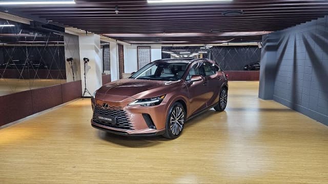 2023 LEXUS RX