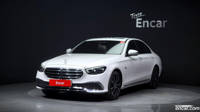 2021 MERCEDES-BENZ E-Class