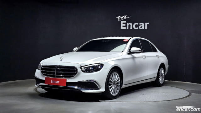 2022 MERCEDES-BENZ E-Class