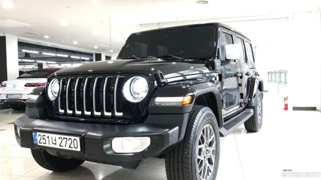 2022 JEEP Wrangler