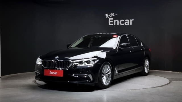 2020 BMW 5 Series, 