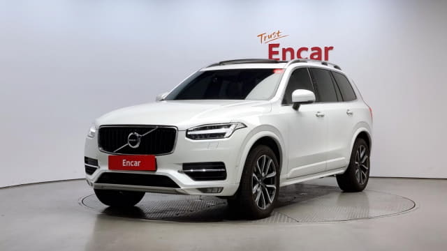 2019 VOLVO XC90